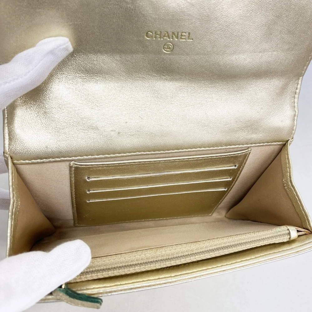 CHANEL Authentic Gold Leather Wallet - Picture 3 of 9